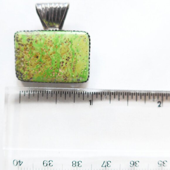 Silver multi-strand necklace with Gaspeite pendant - Picture 12 of 13